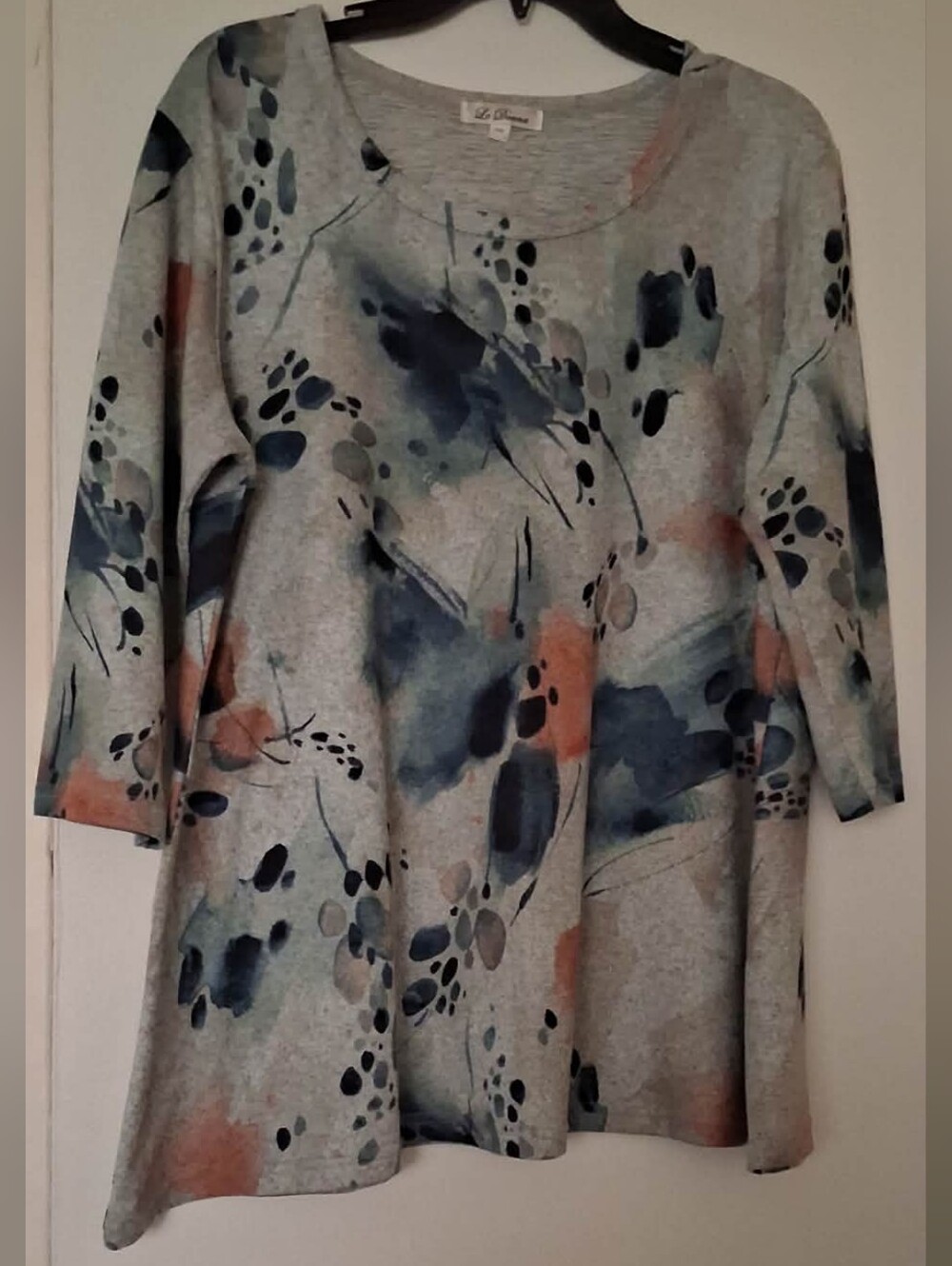 Relaxed Heather Gray Watercolor Print 3/4 Sleeve Tunic